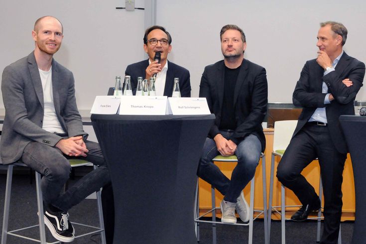 Von links: Frank Eilers, Thomas Knops, Rolf Schrömgens und Joerg Dederichs diskutierten über Führung. 