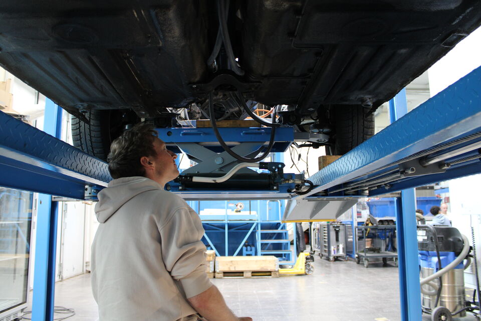 Foto von Team Motorhalterung