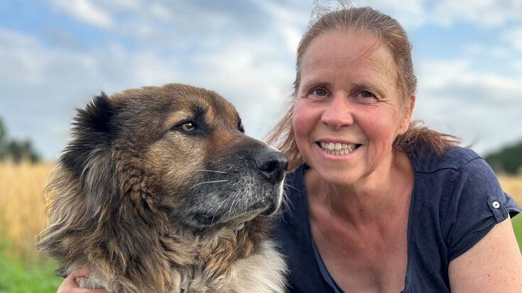 Frau mit Hund