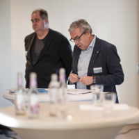 Darstellung von zwei Sprechern