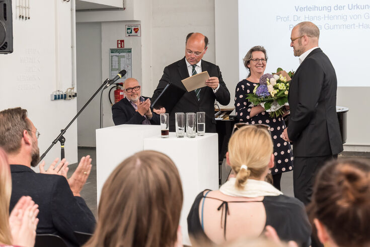 Honorarprof-Grellmann-2