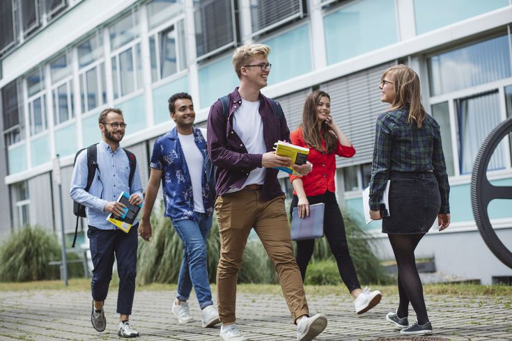 Bewerbungen fürs Wintersemester sind noch möglich. 