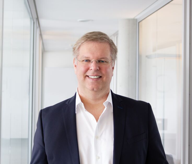 Referent Jörg Hörster, CEI Trust Bills.