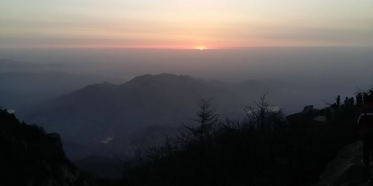 Sonnenaufgang in Thai Shan