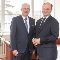 Dr. Thomas Grünewald (links) und Prof. Dr. Hans-Hennig von Grünberg (rechts). 