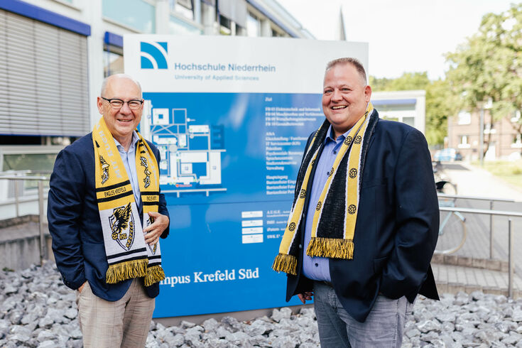HSG-Geschäftsführer André Schicks (r.) und Hochschul-Präsident Dr. Thomas Grünewald