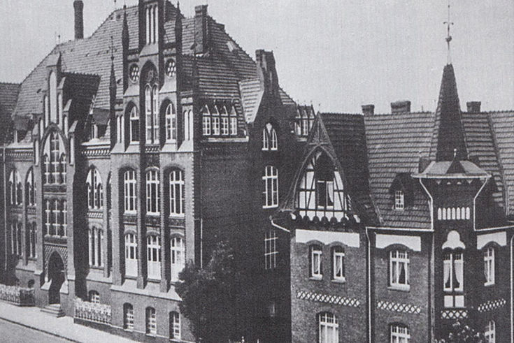 Preußische Höhere Fachschule für Textilindustrie 1901