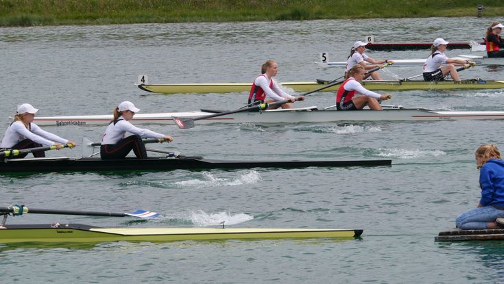 Die Deutschen Hochschulmeisterschaften im Rudern finden in diesem Jahr auf dem Elfrather See statt. 
