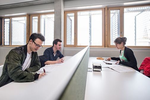 Arbeitsraum im J-Gebäude des Campus Krefeld Süd